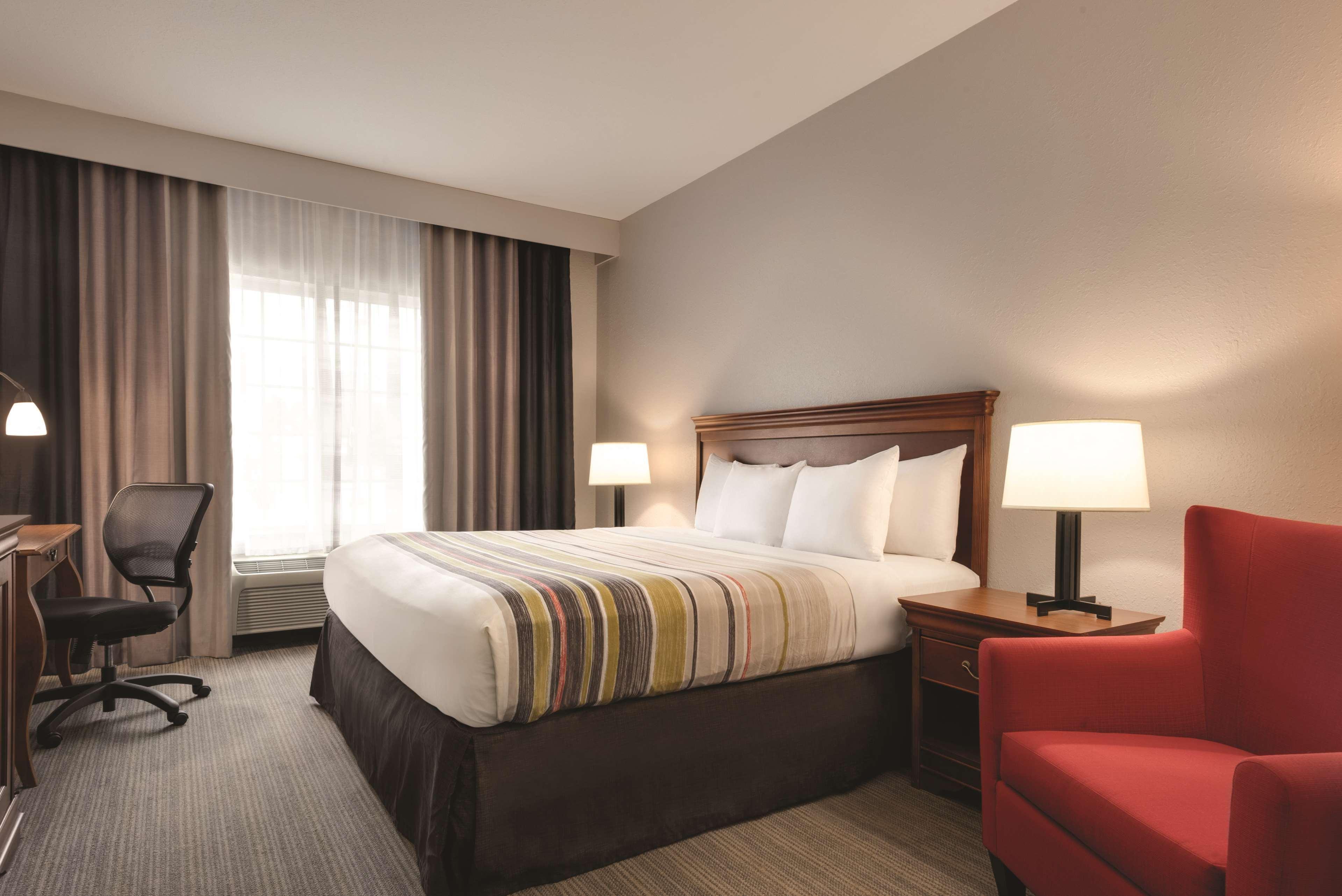 Country Inn & Suites By Radisson, Rocky Mount, Nc ภายนอก รูปภาพ