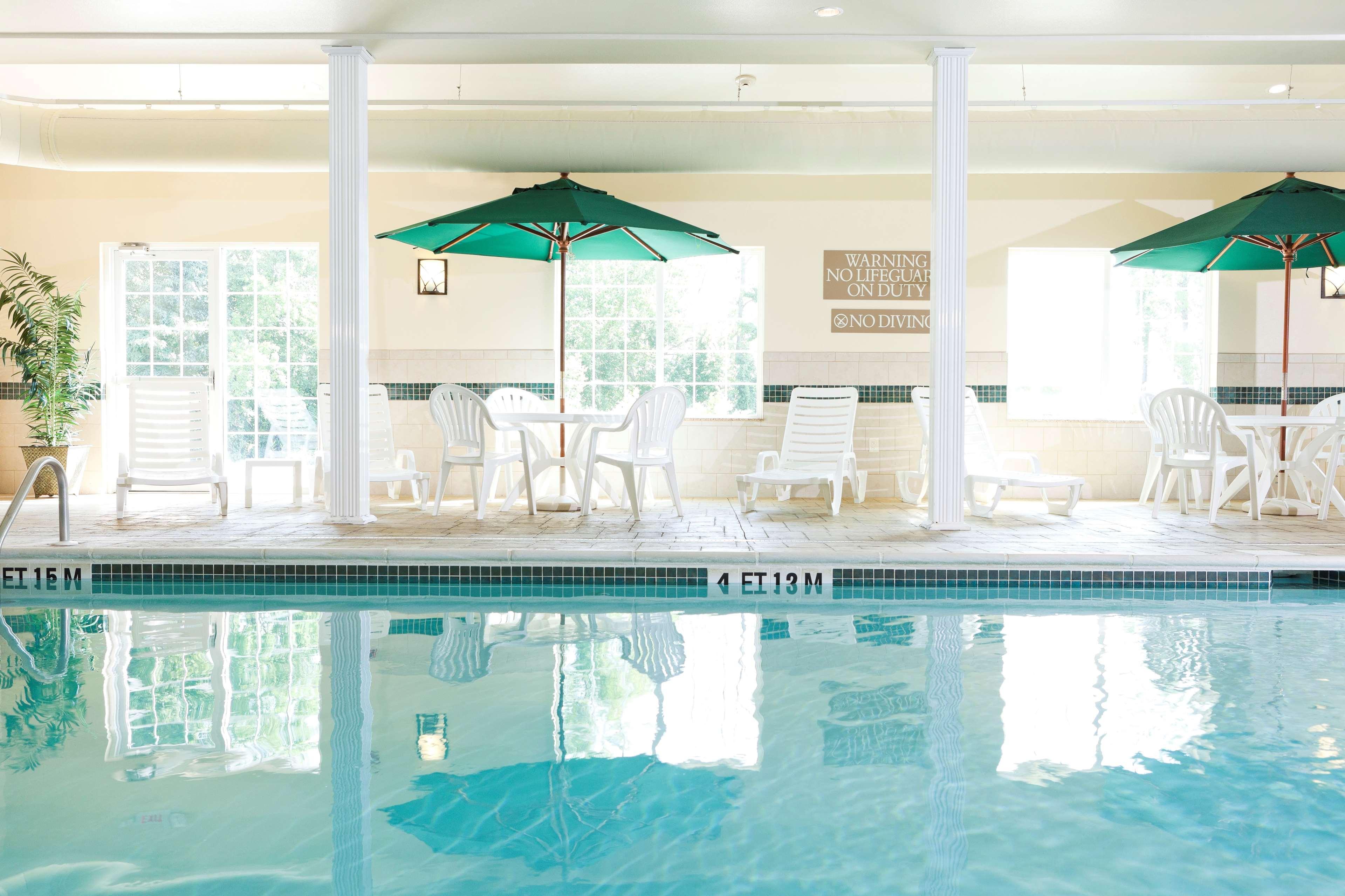 Country Inn & Suites By Radisson, Rocky Mount, Nc ภายนอก รูปภาพ