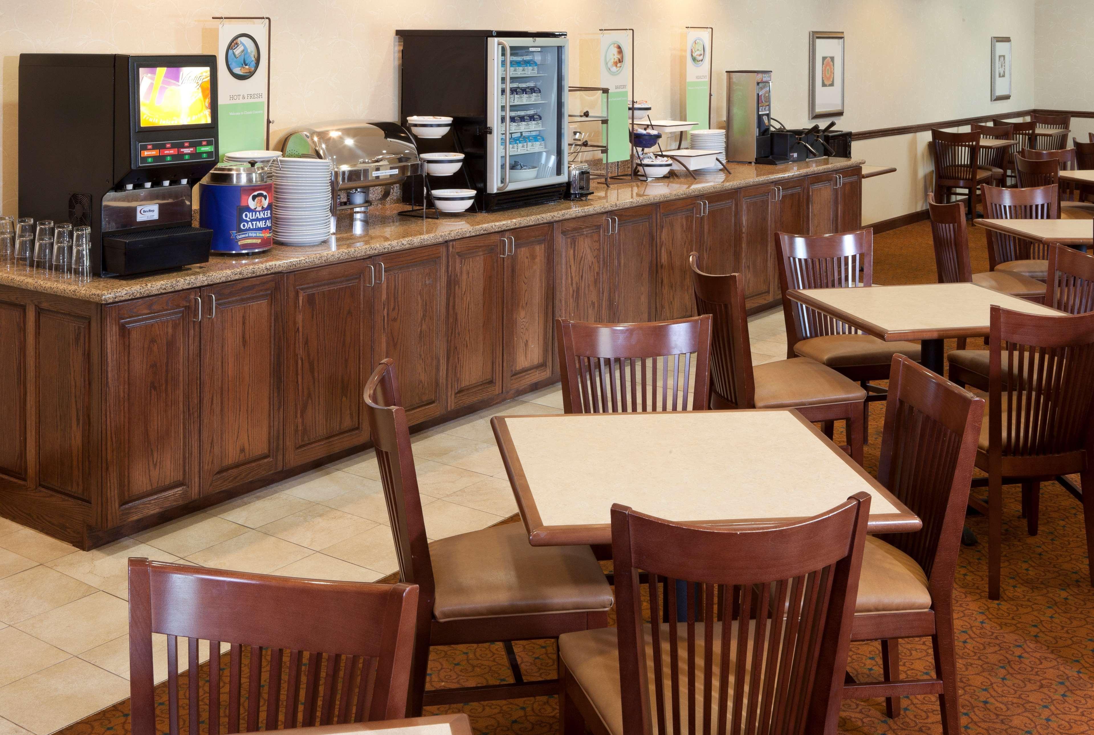 Country Inn & Suites By Radisson, Rocky Mount, Nc ภายนอก รูปภาพ