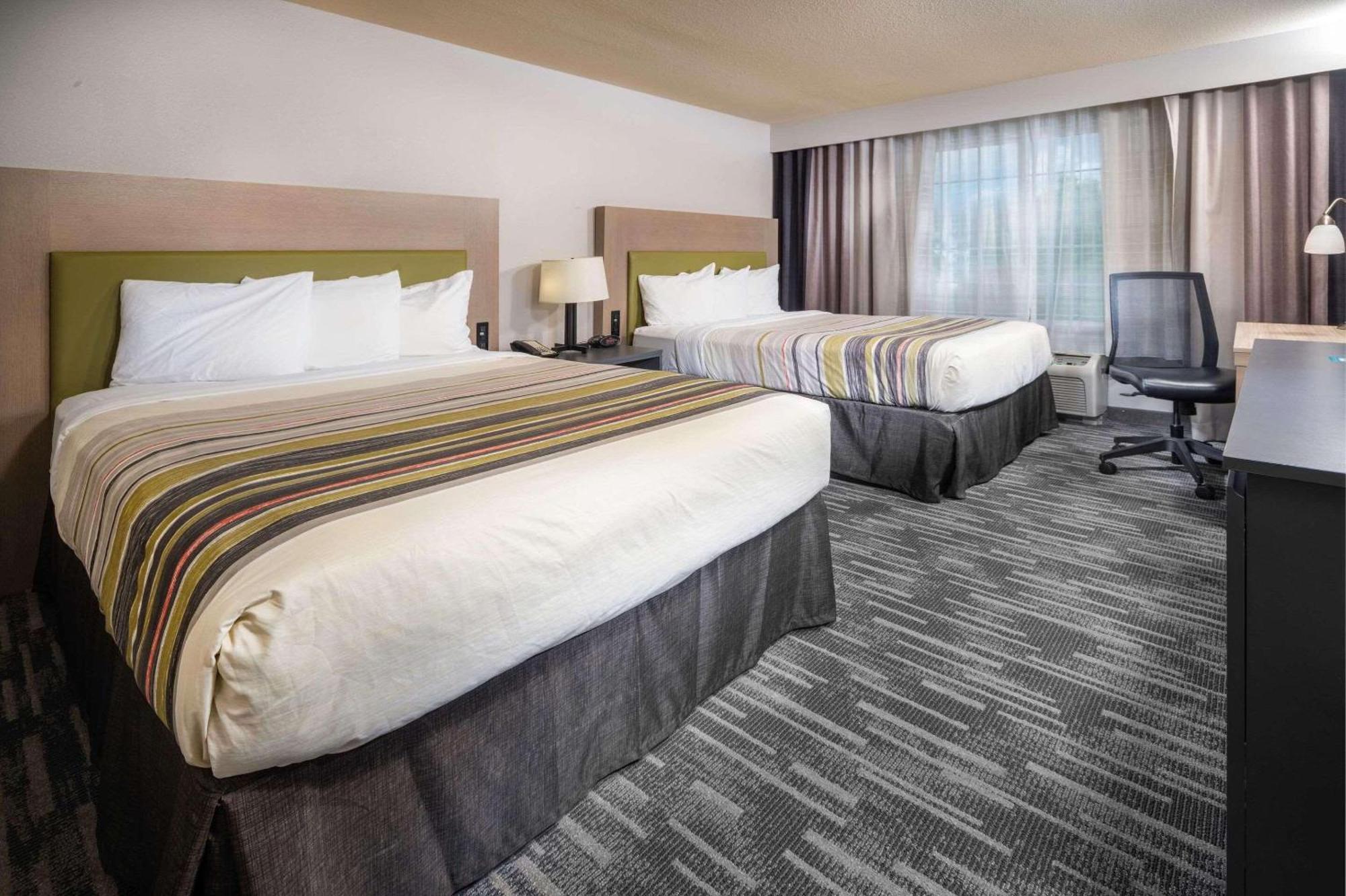 Country Inn & Suites By Radisson, Rocky Mount, Nc ภายนอก รูปภาพ